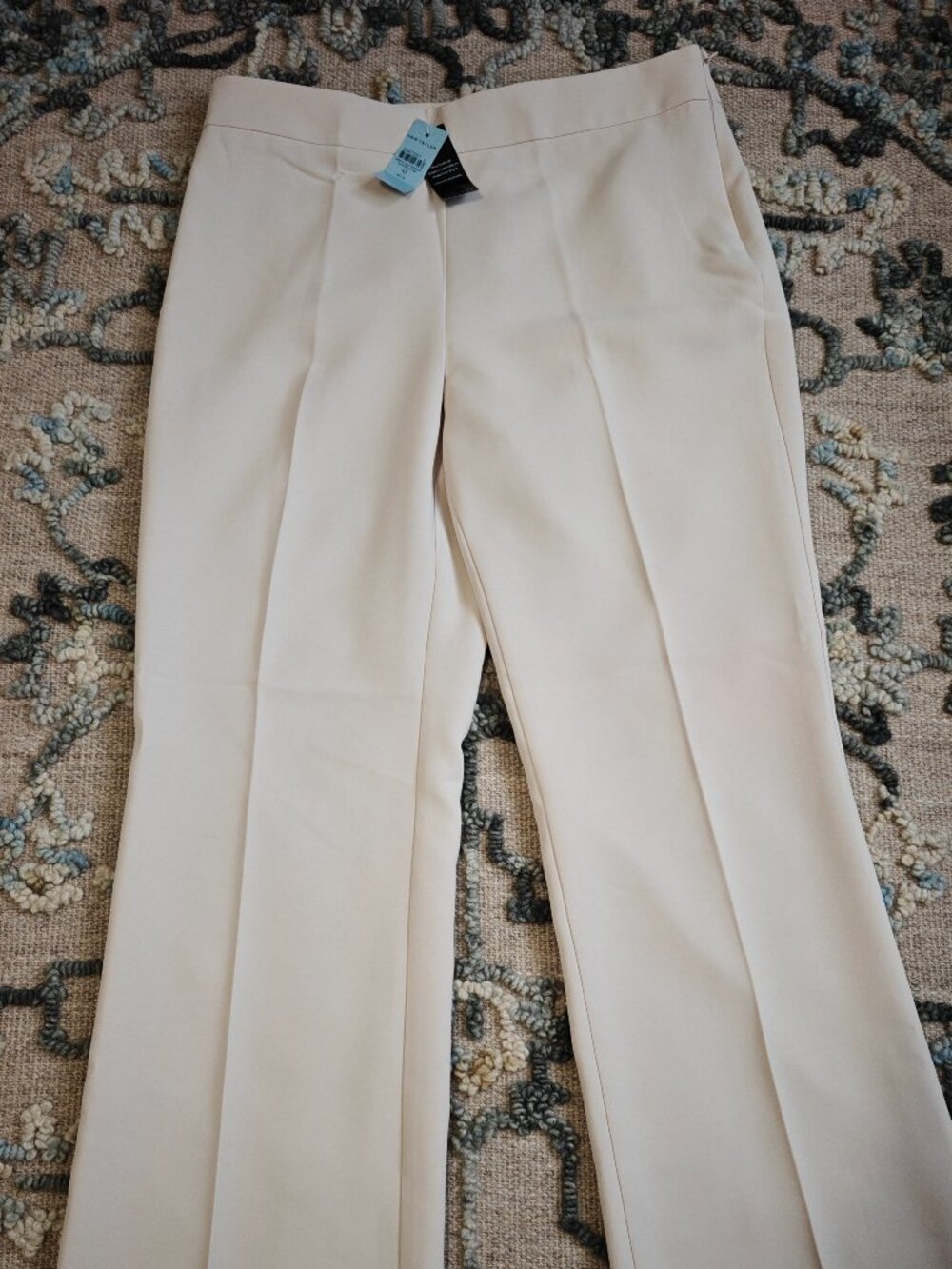 Ann Taylor The Side Zip Trouser in Fluid Crep